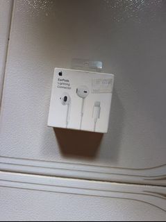 (Category: ) located in . Submitted by danieltan101 (Listing ID 1448128638, Image 1). Description: .