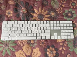 （分類：）位於 。 由 apple_service_provider 提交（商品編號 1448102011，圖片 1）。簡介： 。
