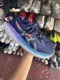 (Category: ) located in . Submitted by thriftkicks3 (Listing ID 1448206306, Image 1). Description: .