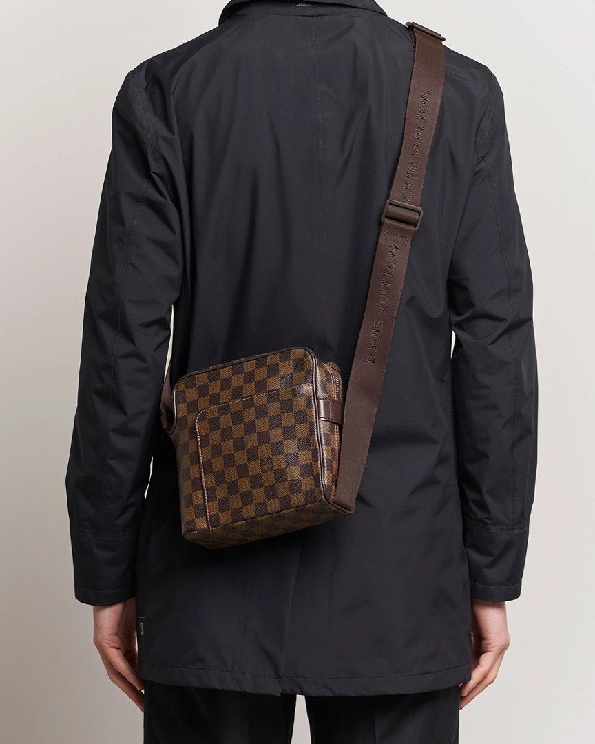 Authentic Louis Vuitton Damier Ebene Olav Pm (Brown) (Category: Luxury Bags & Wallets) located in Imus. Submitted by guecomargeaux (Listing ID 1448111698, Image 3). Description: Authentic Louis Vuitton Damier Ebene Olav Pm, Brown, w/ discoloration - Money back gusranteed if proven fake - No issue PM if interested..