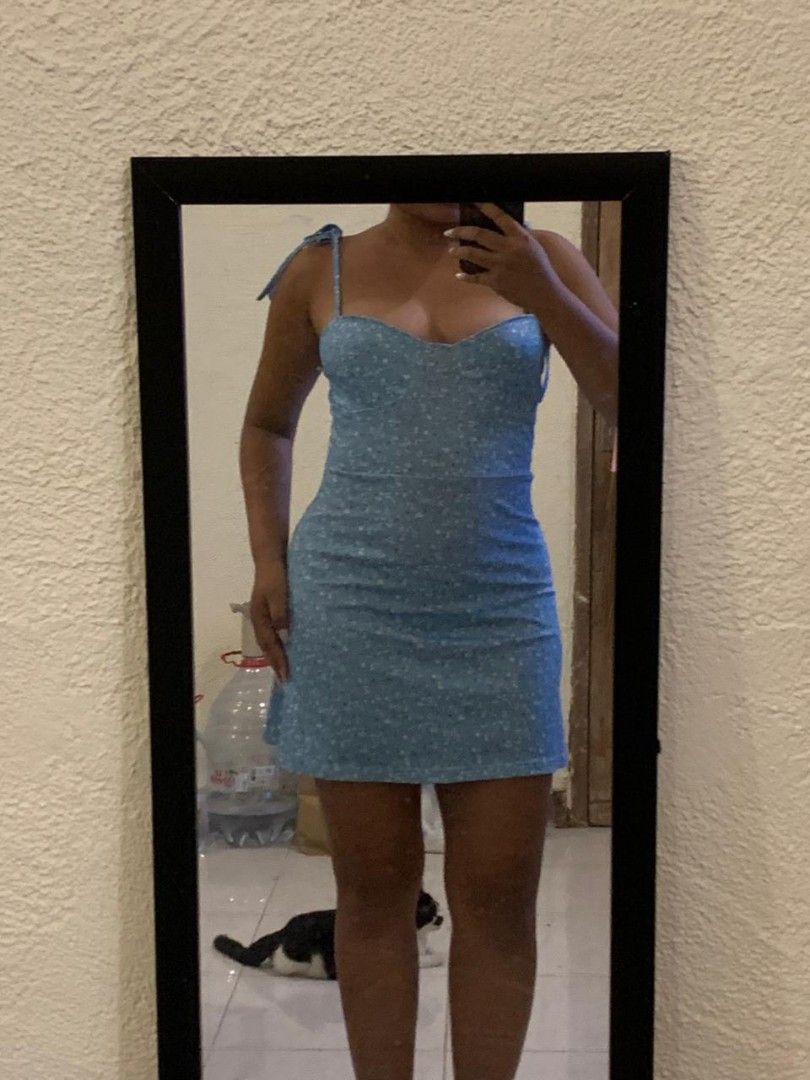 Baby blue mini bodycon (Kategori: Gaun & Rok) berada di Denpasar. Dikirim oleh mskiyomi (ID iklan 1448267144, Gambar 1). Deskripsi: NO NEGO ! NO OYEN ! Bahan: kaos adem tebal stretchy ld: free sz pjg: 60 detail: tali adjust.