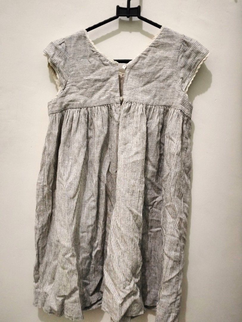babydoll camisole top kamisol (Kategori: Atasan) berada di Surabaya. Dikirim oleh preloval (ID iklan 1448257536, Gambar 1). Deskripsi: lecek krn ga disetrika aja dijual karena kekecilan.