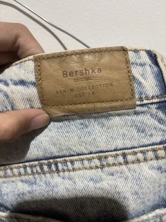 (Kategori: ) berada di . Dikirim oleh made.rewear (ID iklan 1448246190, Gambar 1). Deskripsi: .