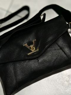 (Category: ) located in . Submitted by thrifttrash (Listing ID 1448181194, Image 1). Description: .