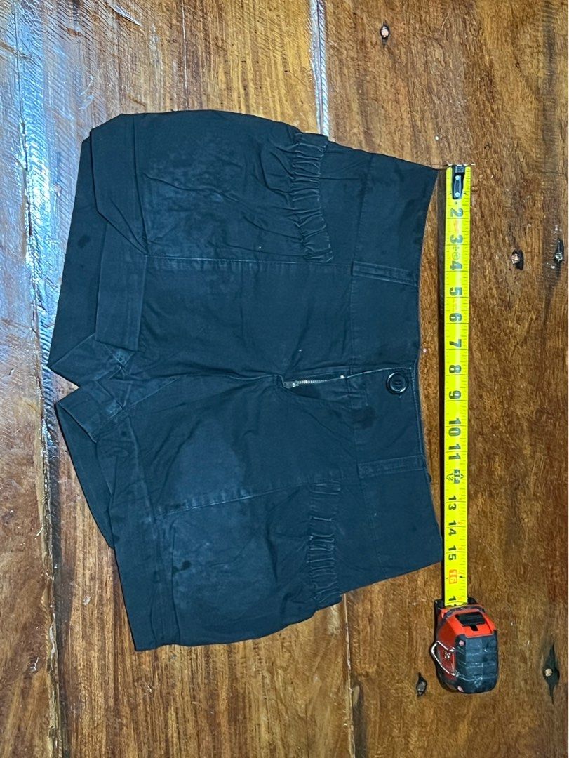 Black High Waisted Ruched Shorts (Category: Shorts) located in Leyte. Submitted by jcatle (Listing ID 1448119354, Image 3). Description: - Black high-waisted shorts - Ruched waistband detail at the back - Zipper and button closure at the front (all working) - Two pockets on the back - Rolled hem - Measurements available in photos.