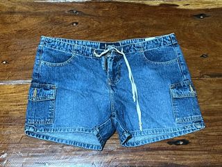 (Category: ) located in . Submitted by jcatle (Listing ID 1448120480, Image 1). Description: .