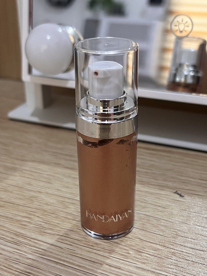 Body Shimmer Liquid Highlighter (Category: Makeup) located in Manila. Submitted by 444ki (Listing ID 1448153183, Image 3). Description: RFS: Wrong shade Swatched only.