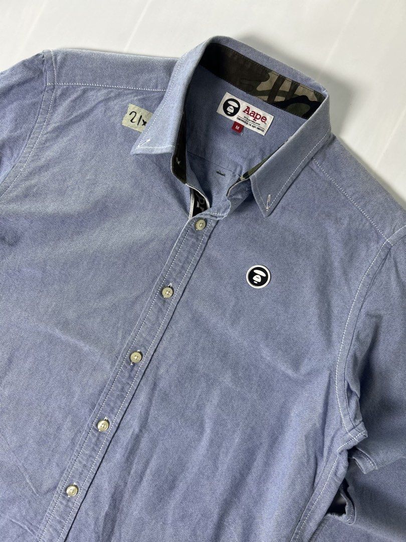 Button down (Category: Coats, Jackets and Outerwear) located in Manila. Submitted by thriftforlifeest2025 (Listing ID 1448108568, Image 2). Description: Aape by A Bathing Aape Button down Size: Medium Width: 21 Length: 28.5 9/10 Condition ₱1k.