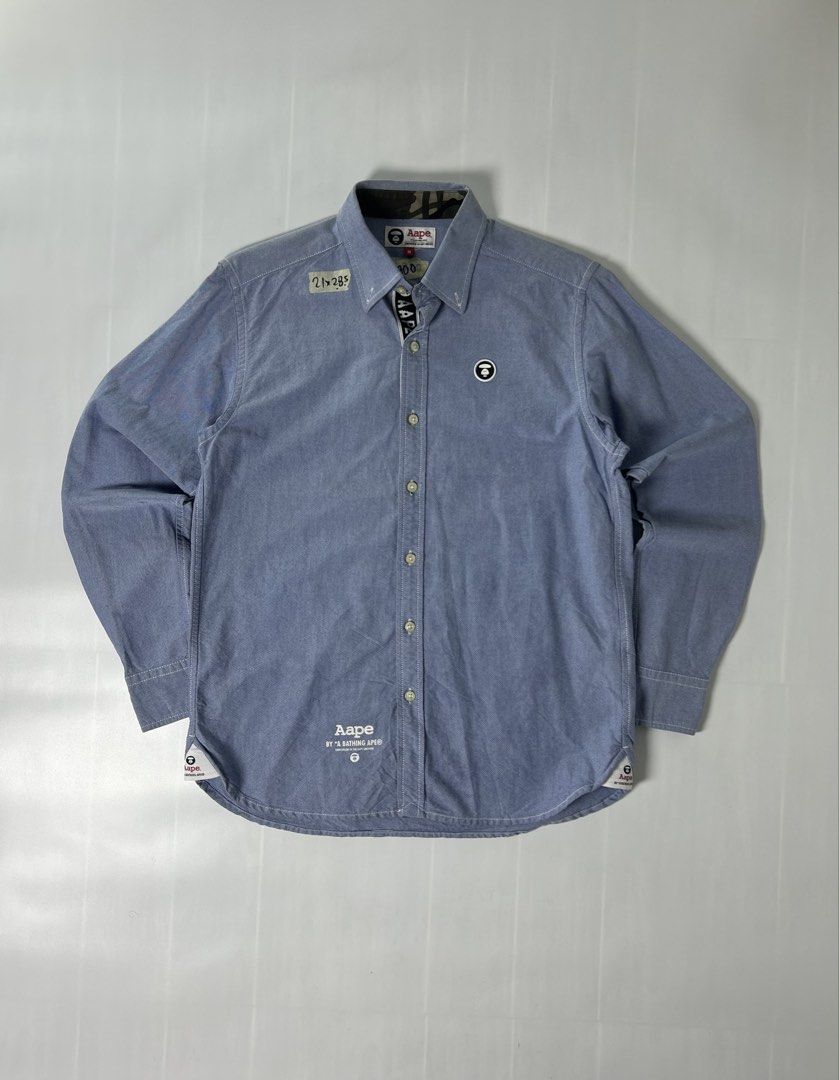 Button down (Category: Coats, Jackets and Outerwear) located in Manila. Submitted by thriftforlifeest2025 (Listing ID 1448108568, Image 1). Description: Aape by A Bathing Aape Button down Size: Medium Width: 21 Length: 28.5 9/10 Condition ₱1k.