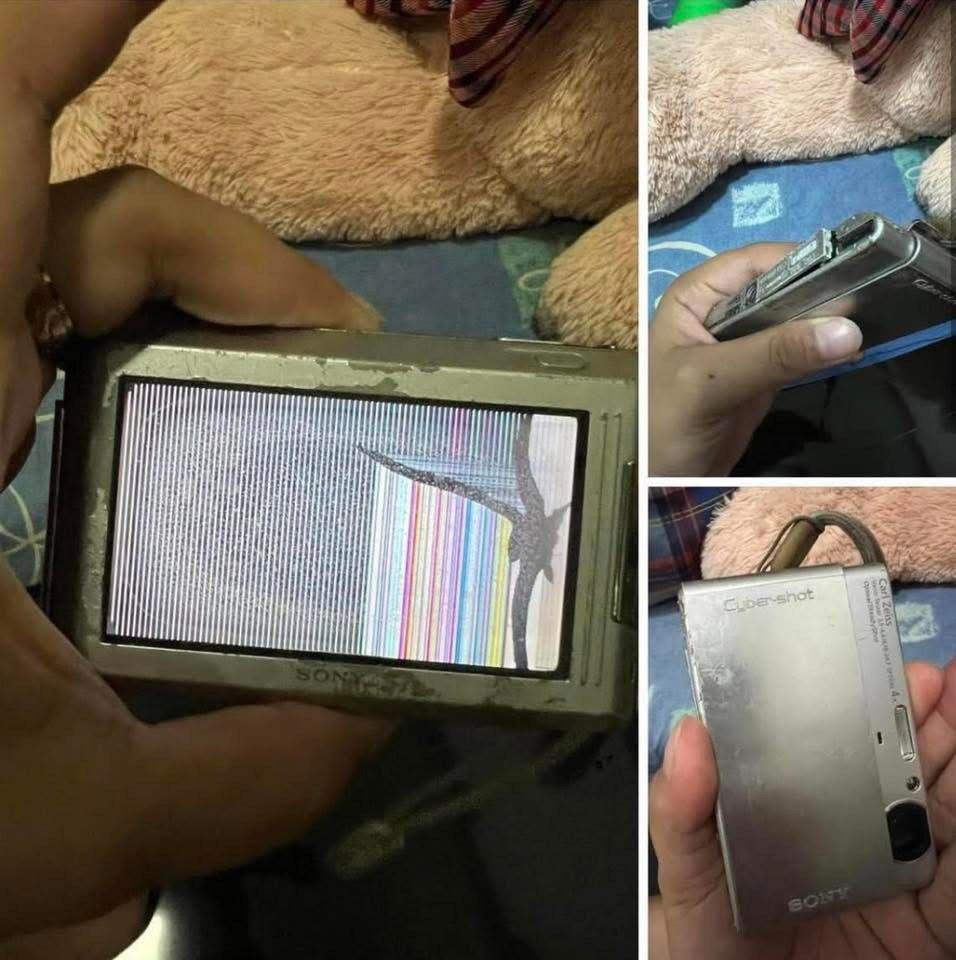 CAMERA WITH ISSUE SCREEN AND BATTERY LOCK (Category: Cameras) located in Manila. Submitted by bouts_479 (Listing ID 1448216743, Image 1). Description: .