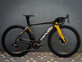 (Category: ) located in . Submitted by rvbikes.id (Listing ID 1448144546, Image 1). Description: .