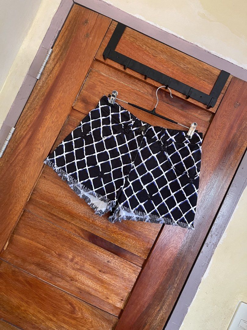 Chanel Denim Short (Category: Luxury Apparel) located in Baler. Submitted by declutterwithrhys (Listing ID 1448130195, Image 2). Description: FOR SALE (PLEASE MAKE READING A HABIT) COCO CHANEL PATTERN DENIM SHORT COLOR BLACK, BLUE, AND WHITE LIKE NEW CONDITION COLOR RATE 9.5/10 WIDTH 12.5 TO 13 INCHES | LENGTH 11.5 INCHES CAN FIT SIZE 25 TO 26 WAISTLINE NON STRETCH WORKING ANG ZIPPER AND BUTONES WITH SIDE POCKETS (FRONT AND BACK) COMPLETE TAG AND
