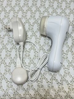 由 cwhsu (刊登 ID 1448222835，圖片 1) 提交，位於 的 (類別：)，說明：。