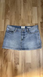 (Category: ) located in . Submitted by 93488 (Listing ID 1448161888, Image 1). Description: .