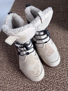 (Category: ) located in . Submitted by prelovedwinterwear (Listing ID 1448155149, Image 1). Description: .