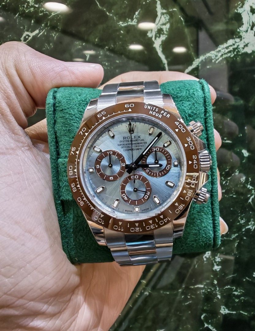 Dec 2021 Rolex Daytona platinum ice blue dial platona 116506 (Category: Watches) located in Singapore. Submitted by hengwatch (Listing ID 1448228252, Image 1). Description: Rolex Daytona platinum ice blue dial oyster platona model 116506 very mint condition with protection film applied like new 🔥 comes with box and cert dated Dec 2021 with white tag with matching serial number selling for $117200 hsbc and standard chartered and dbs and uob and O