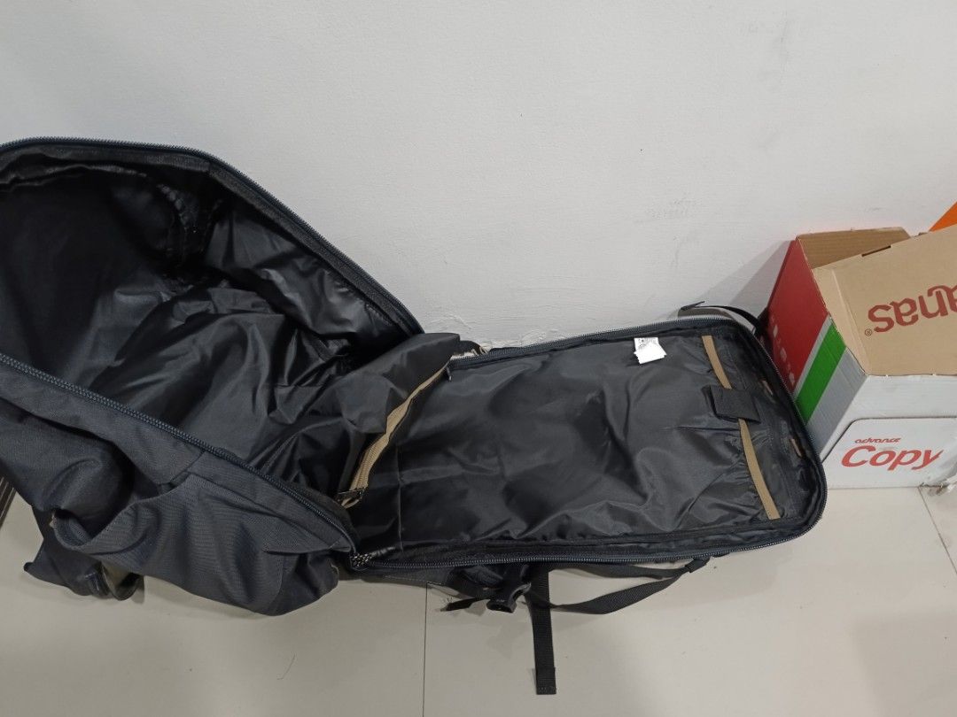 Decathlon Forclaz Travel 500 60L Backpack (Category: Backpacks) located in Taguig. Submitted by zero26570088 (Listing ID 1448169146, Image 2). Description: - Forclaz Travel 500 Backpack - 60L Volume - Lightweight Design (1.6kg) - Raincover Included - Ideal for Travel and Hiking - Spacious Interior - Adjustable Straps for Comfort.