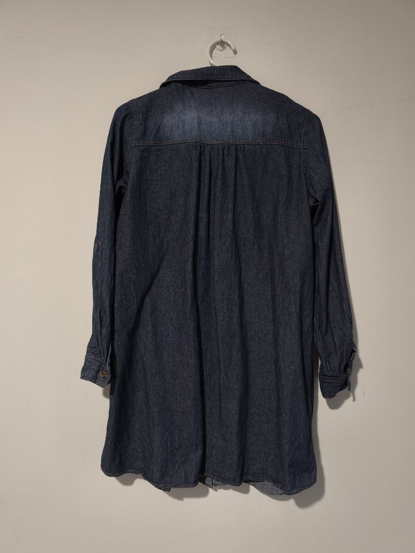 Elfindol Denim/ jeans blouse (Category: Blouses) located in Kuala Lumpur. Submitted by motslovers (Listing ID 1448158066, Image 3). Description: exc postage size M - L best fit.