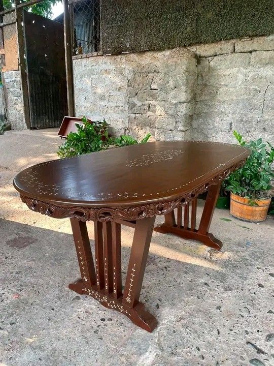 Dining table narra ❤ (Category: Tables & Sets) located in Manila. Submitted by carmelites36250 (Listing ID 1448186176, Image 2). Description: BEAUTIFUL OVAL DINING TABLE *Price-26, 500 * Vintage * Newly Refurbished * Ready to use * Narra Wood Dimension H-31 L-72 W-36 All in inches 🚛 We deliver NATIONWIDE 📌Door to Door or Port Pick-up.