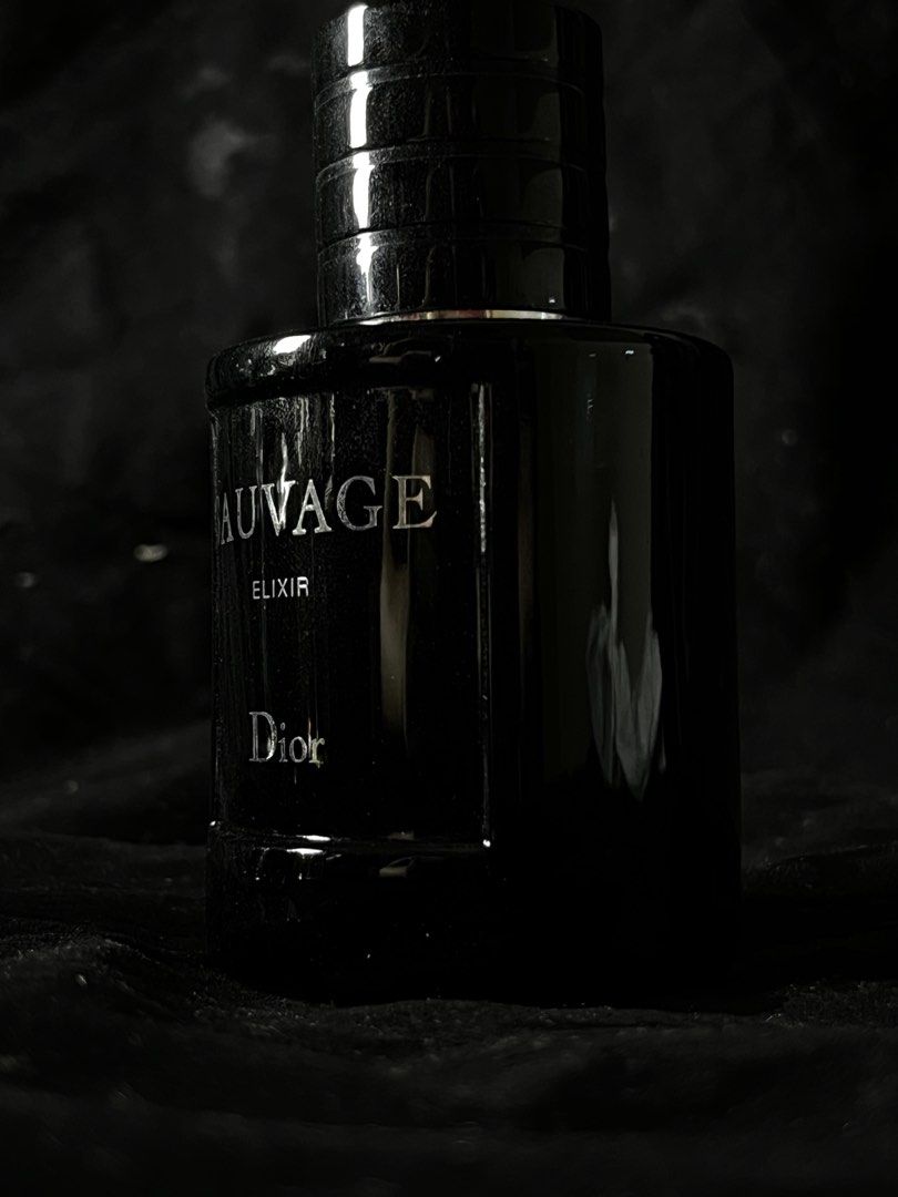 Dior Sauvage Elixir Eau de Parfum (Category: Fragrance & Deodorants) located in Legazpi City. Submitted by coolrandomshit. (Listing ID 1448183743, Image 2). Description: Dior Sauvage Elixir: Bold, intense fragrance with licorice, cinnamon, and lavender. Long-lasting. Sleek black bottle. Perfect for evenings. Dark luxury chick magnet😳😮‍💨 60ml Dior Elixir White Tester (not og) but also not cheap quality *Not USA/DUBAI tester na nakikita sa mga o
