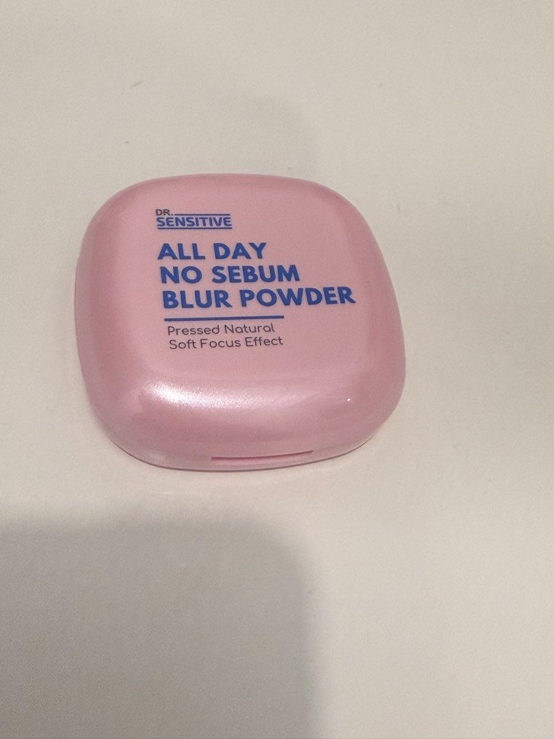 Dr Sensitive All Day No Sebum Blur Powder (Category: Makeup) located in Pasay City. Submitted by annythingz28 (Listing ID 1448201289, Image 1). Description: GOOD AS NEW USED IT ONLY ONCE. .