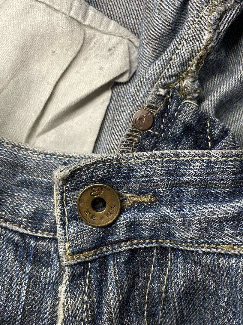 EVISU GENES SEAGULL ALL DENIM JEANS (Category: Jeans) located in Pasay City. Submitted by digital_wardrobe.ph (Listing ID 1448202137, Image 3). Description: EVISU GENES SEAGULL ALL DENIM JEANS details size: medium - large width : 34 length: 38 . 5 leg opening : 8 . 5 price: 550 location : pasay city.