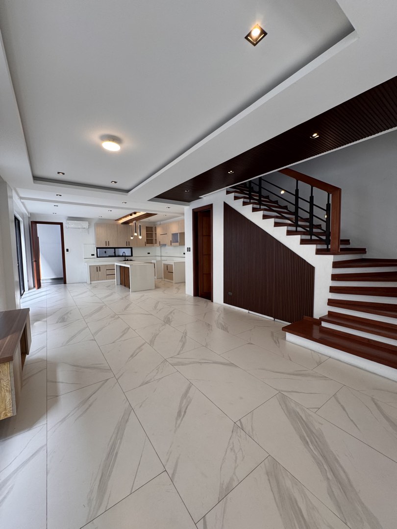 (Category: ) located in . Submitted by golden_realtyph (Listing ID 1353450806, Image 1). Description: .