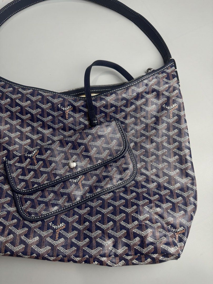 Goyard - Boheme Hobo - Bag (Category: Luxury Bags & Wallets) located in San Pablo. Submitted by _daddyrey (Listing ID 1448235287, Image 2). Description: Goyard - Boheme Hobo - Bag Rank A No flaws Excellent condition NGA kaso na pa authenticate DM!.