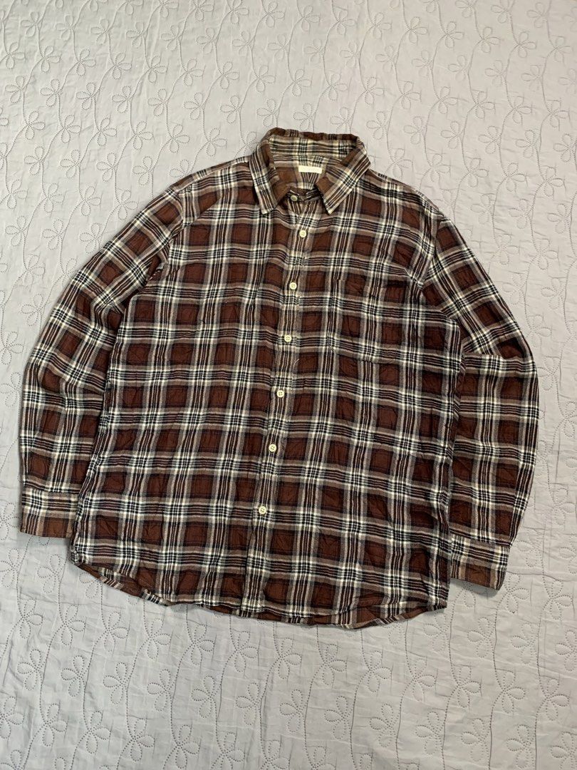 GU by Uniqlo Flannel Longsleeves (Category: Formal Shirts) located in Imus. Submitted by wwew.shop (Listing ID 1448123069, Image 2). Description: 23 W 27 L — Cut Washtag.