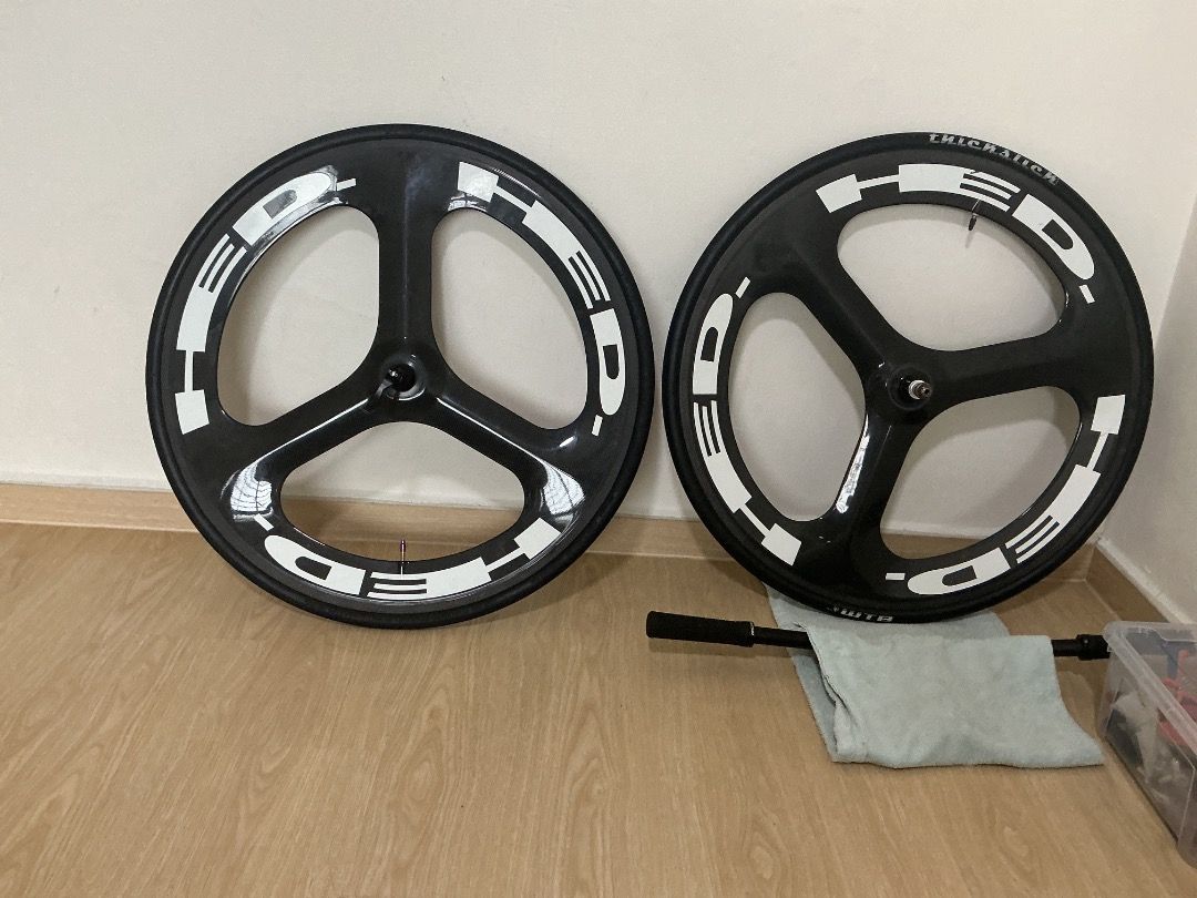 Tri spoke (Category: Parts & Accessories) located in Singapore. Submitted by staterpack103 (Listing ID 1448158366, Image 1). Description: Wts can meet anywhere in sg .