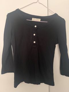 (Category: ) located in . Submitted by yourfavthrift._0 (Listing ID 1448275556, Image 1). Description: .