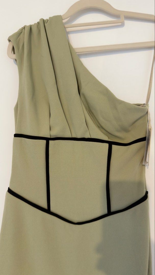 Here Comes The Sun Pistachio Dress (Category: Dresses) located in Butuan. Submitted by islay18 (Listing ID 1448091032, Image 3). Description: Loc: Butuan City. We can ship nationwide. .