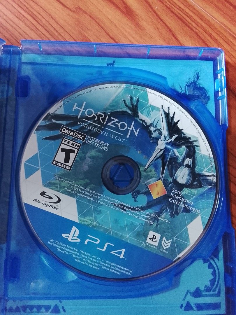 Horizon Forbidden West (Category: PlayStation) located in Manila. Submitted by coinhunter8 (Listing ID 1448091537, Image 2). Description: Released 2021 PS5 upgrade play also on ps5 perfect graphics and gameplay no scratch 2 disc at least 100gig hdd space Sony announced for digital games only no physical disc on 2028..