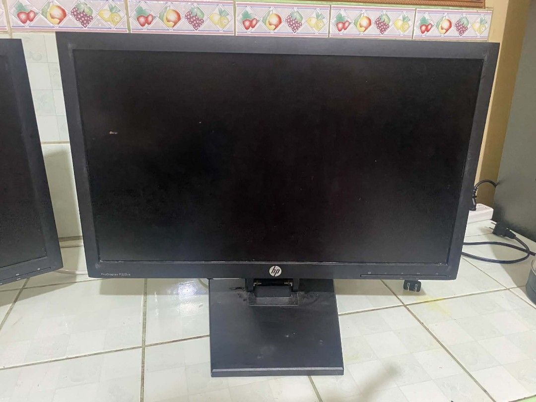 HP Computer Monitor with Stand (Category: Desktops) located in Marikina City. Submitted by sellingpersonalpc (Listing ID 1448132518, Image 3). Description: - HP Computer Monitor (2) - Kingdom Computer Monitor (2) - Sleek black bezel design - Comes with original stand - Excellent working condition - Perfect for daily tasks and gaming - Ready for its new owner! - 22 inches 60 hz HP - 22inches 70 hz Kingdom - 1k each.
