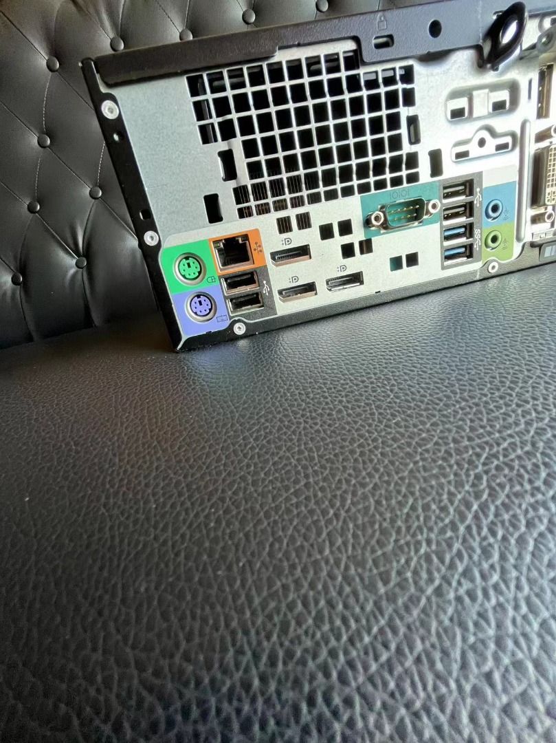 HP SFF Workstation Desktop - Xeon Quad Core - 16GB - nVidia Quadro GPU - RAID Controller - Working Condition502992026773770244