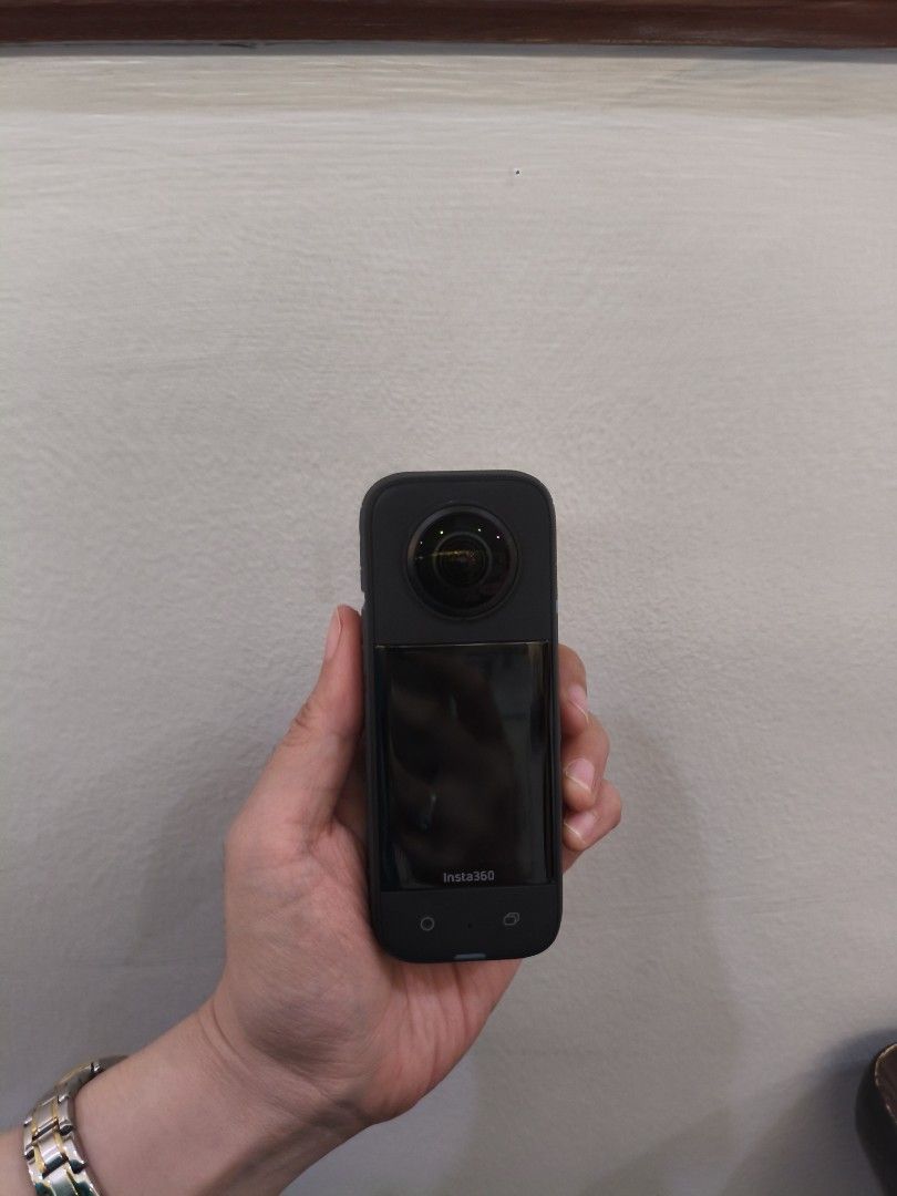 Insta360 X3 360 Action Camera (Category: Cameras) located in Quezon City. Submitted by cathian (Listing ID 1448113907, Image 3). Description: - Capture stunning 360-degree video and photos. - Features an intuitive touchscreen for easy operation. - Convenient side buttons for power and settings adjustments. - Ideal for documenting adventures and creating unique content. - Ready to elevate your next creative project. With free selfie stick Memory C