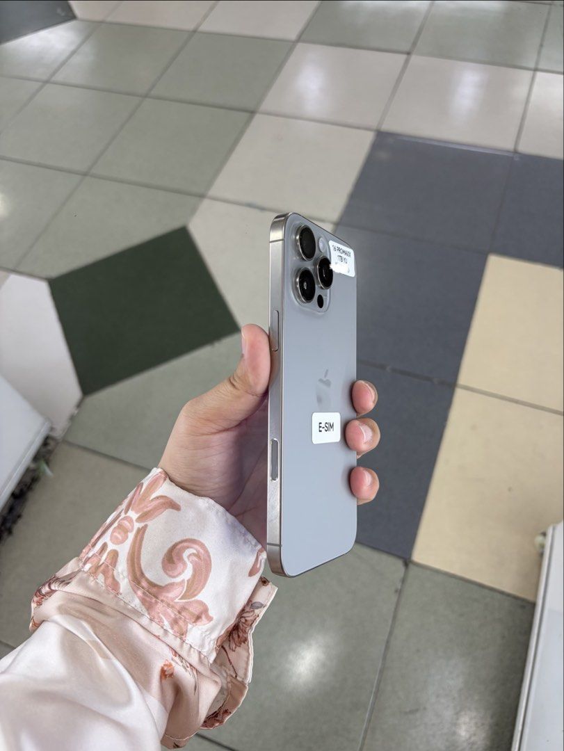 Iphone 16 Pro Max 1TB Esim Unlock 88% BH No issue (Category: iPhone 16 Series) located in San Juan City. Submitted by javedsgadgetshop (Listing ID 1448083171, Image 2). Description: WE BUY AND SELL SO PWEDE MAGBINTA OR SWAP ! INSTALLMENT OPTIONS : SPAY LATER / GGIVES / CREDIT CARD / SKYRO / HOMECREDIT (BRANDNEW) Quick Specs : 💵 Iphone 16promax •1TB •US Variant •88% batt health •Esim Unlock •95% Smoothness •No hidden issue | No Repaired •100% Aut