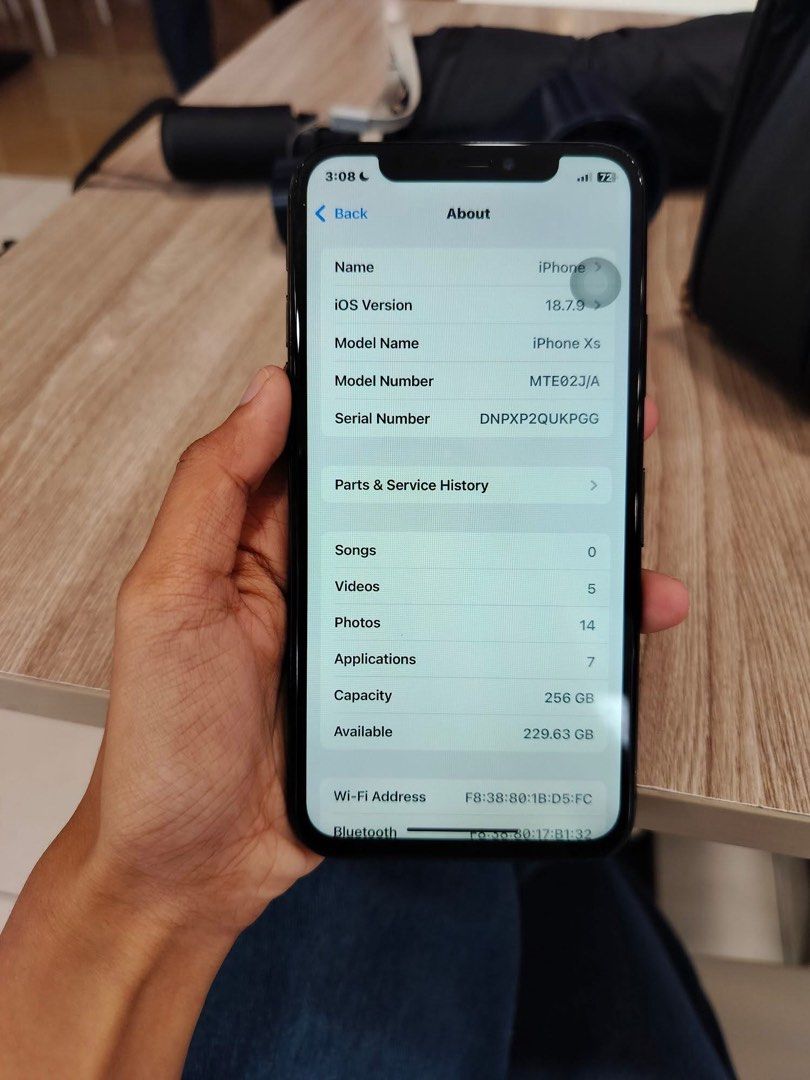 IPHONE X (Category: iPhone X Series) located in Caloocan City. Submitted by rarewind.0f6b1a (Listing ID 1448144740, Image 3). Description: unli reset & anysim truetone ok, face id ok 72% batt health makunat pa!.