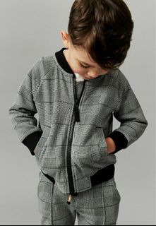 (Kategori: ) berada di . Dikirim oleh babyd_shop2 (ID iklan 1448243513, Gambar 1). Deskripsi: .