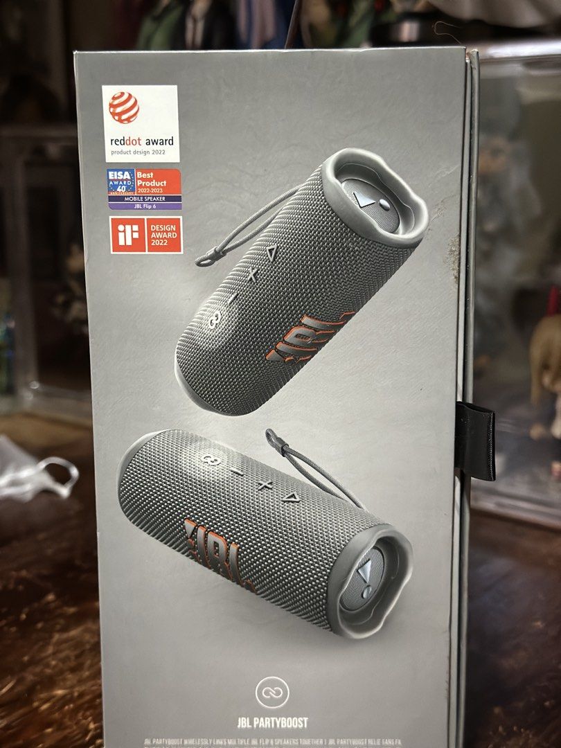 JBL Flip 6 Portable Waterproof Bluetooth Speaker (Category: Soundbars, Speakers & Amplifiers) located in Antipolo. Submitted by manjid (Listing ID 1448080195, Image 2). Description: - JBL Flip 6 Portable Speaker - Waterproof design for worry-free listening - Excellent sound quality for parties and daily use - Seamless Bluetooth connectivity - PartyBoost feature to link with other JBL speakers - Comes in original packaging.