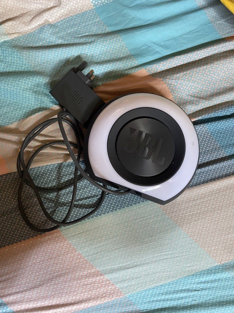 JBL Horizon Bluetooth Speaker Alarm Clock with Light (Category: Soundbars, Speakers & Amplifiers) located in Tabuk. Submitted by auguzaldy177421 (Listing ID 1448202167, Image 3). Description: - JBL Horizon alarm clock speaker - Built-in light - Displays time and date - Bluetooth connectivity - Ideal for bedside tables - Includes original power adapter - Fully functional and in great working condition need money for school lowest price.