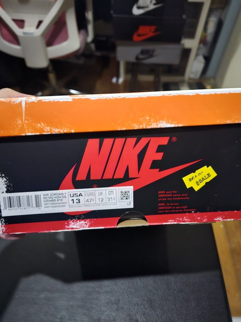 Jordan 1 Retro High OG Chicago Lost and Found (Category: Sneakers) located in San Juan City. Submitted by frelite (Listing ID 1448244932, Image 3). Description: high tier batch only size 13.