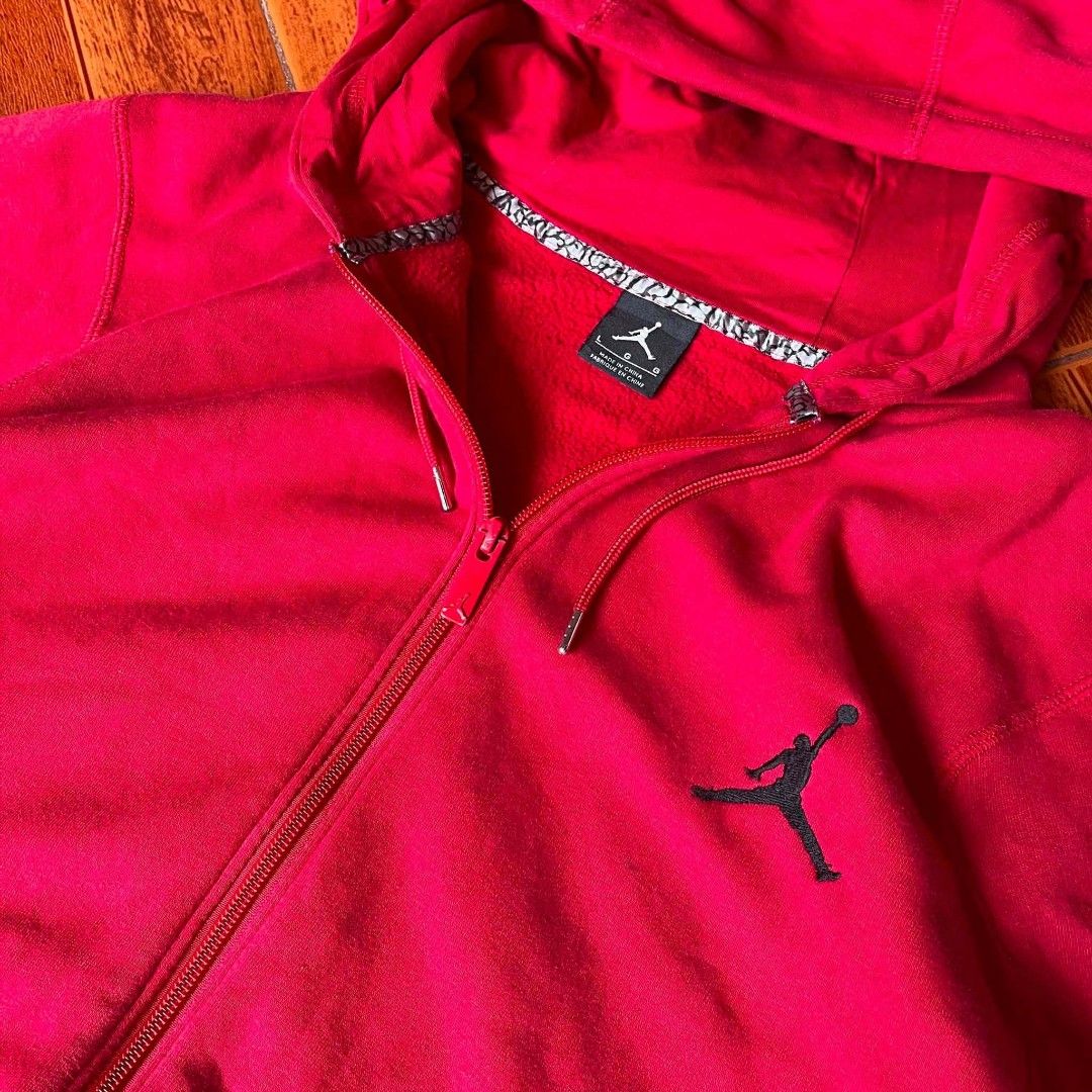 Jordan Red Zip-Up Hoodie (Category: Hoodies) located in Manila. Submitted by -ron-jay12 (Listing ID 1448170827, Image 1). Description: - Classic red Jordan zip-up hoodie - Features iconic embroidered Jumpman logo on the chest - Comfortable and stylish for everyday wear - Full zip closure with a hood - A must-have for any Jordan fan.