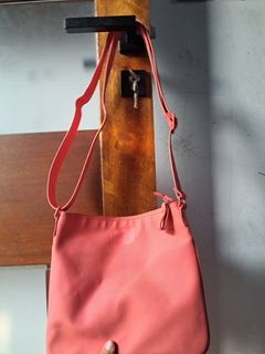 (Kategori: ) berada di . Dikirim oleh ongkiameli48448 (ID iklan 1448174267, Gambar 1). Deskripsi: .