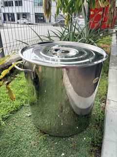 (Category: ) located in . Submitted by 2econd2pace (Listing ID 1448251029, Image 1). Description: .
