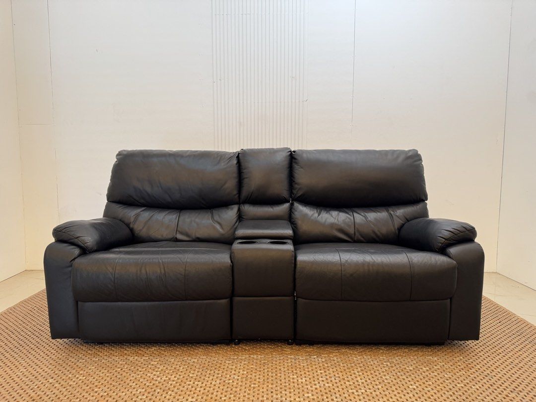 Lazy Boy 2 seater (Category: Sofas) located in Quezon City. Submitted by matetdevis13 (Listing ID 1448276462, Image 1). Description: La-Z-Boy inspired 220v 2-Seater Electric Reclining Leather Sofa Price: 35k L77 x W32/64 x H38.5/18 In good condition Code JMD120-G7.