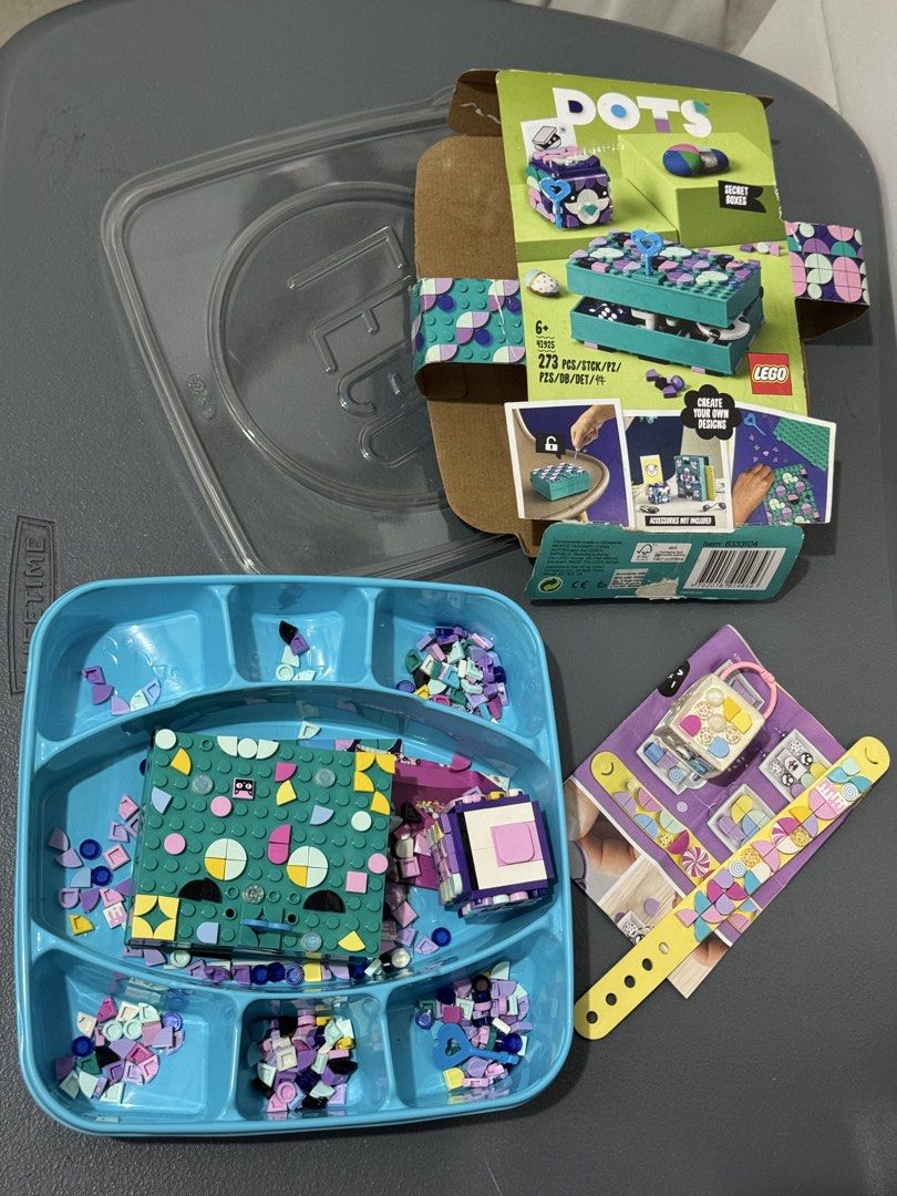 Lego dots (Category: Lego & Building Sets) located in Manila. Submitted by eliasuuu (Listing ID 1448088732, Image 2). Description: -bundle na yan kasama na yung bracelet lego - Lego Dots Secret Boxes set - 273 pieces included - Comes with a handy storage case - Allows for creative customization of secret boxes and a bracelet - Suitable for ages 6 and up - Encourages imagination and design skills.
