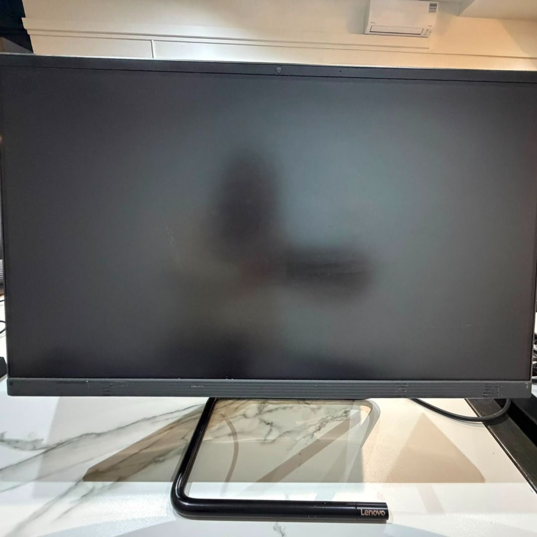 Lenovo All-in-One PC - Intel Core i3 9th Gen