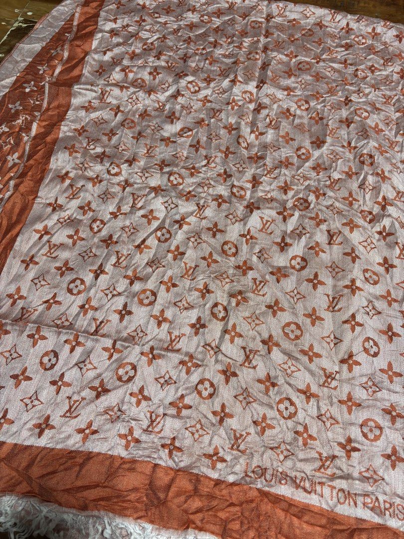 Louis Vuitton cashmere scarf (Category: Scarves) located in Cagayan de Oro. Submitted by kirkwax_4 (Listing ID 1448196197, Image 2). Description: Louis Vuitton cashmere scarf 70x25 approx. Xcellent-like new No issue 1k.