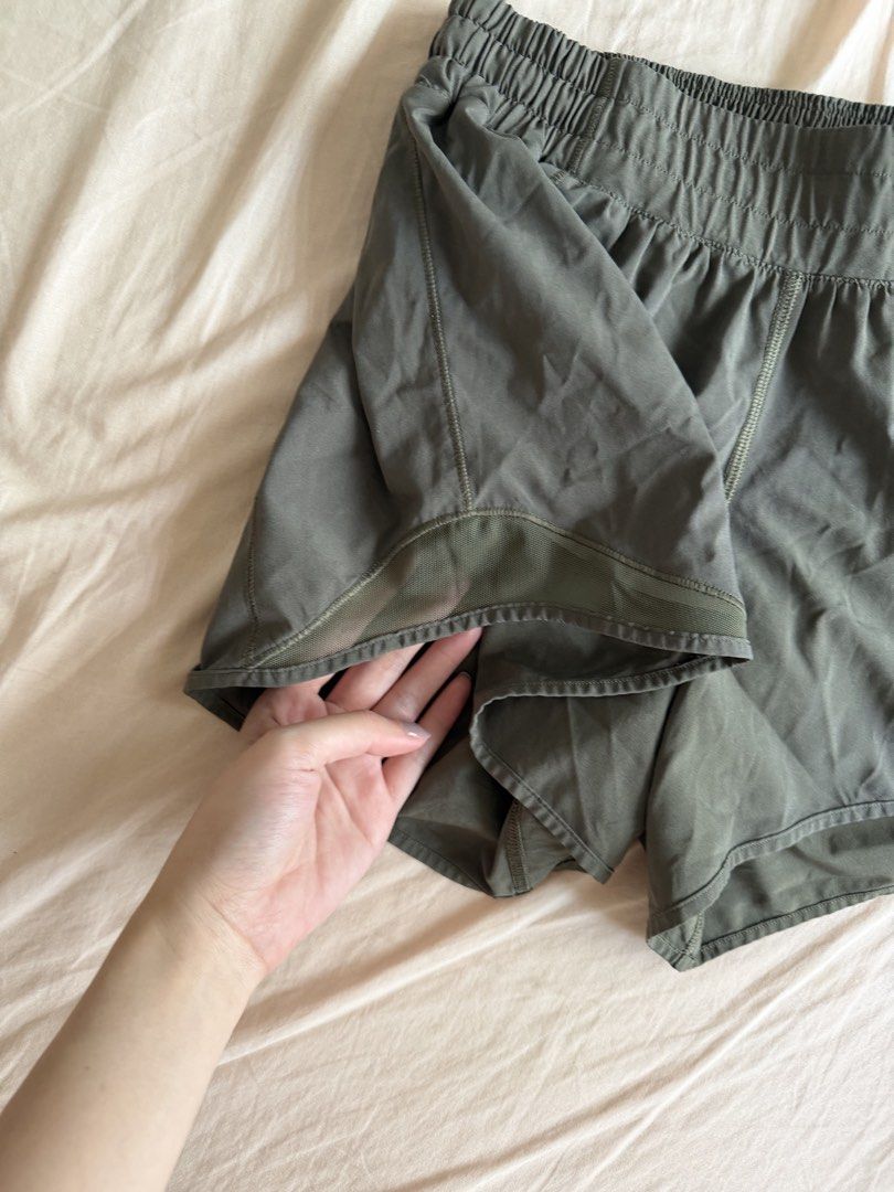 lululemon dot 6 sage green shorts (Category: Activewear) located in Makati City. Submitted by iweees (Listing ID 1448112858, Image 2). Description: .